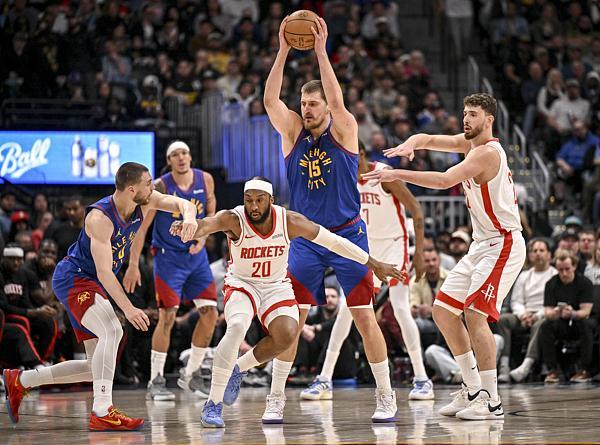 加拿大28预测结果查询-NBA｜约基奇低配版三双拿捏火箭，强强对话名不符实